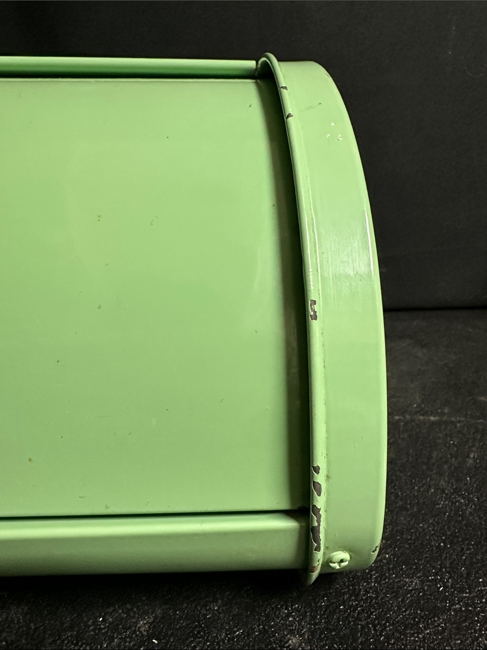 Vintage light sea green Bread Box Countertop Storage - enamelware - Picture 9 of 10